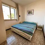 Apartment Charming Near The With Pool *