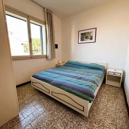 Daire Charming Near The With Pool *